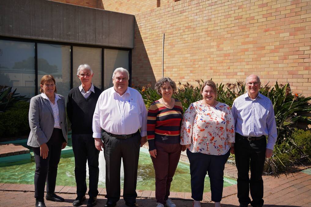 Mayor of Singleton Cr Sue Moore and Deputy Mayor of Singleton Cr Tony Jarrett with members of the Two More Trains for Singleton group Martin Fallding, Sarah Lukeman and David Dwyer and Transport for NSWs Executive Director, Planning and Programs Cynthia Heydon. Picture supplied